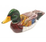 Kaczki i koty z drewna egzotycznego